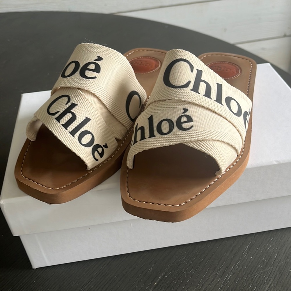 Chloe woody logo slide sandals